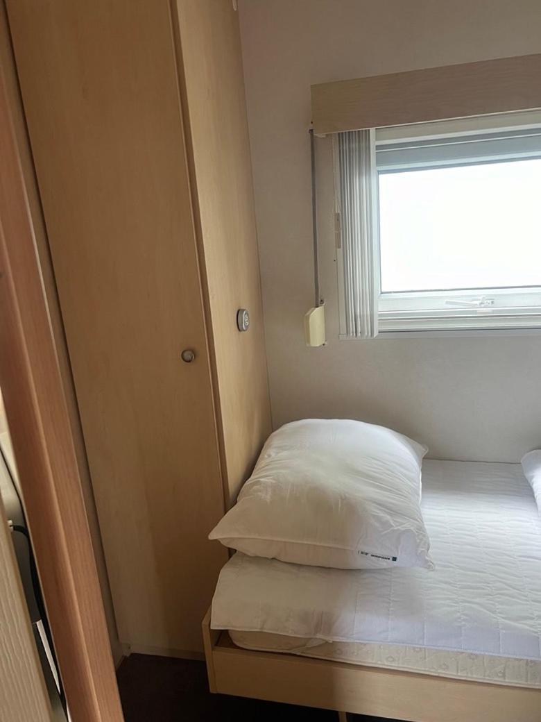 Net Achter De Dijk 125 Otel Bruinisse Dış mekan fotoğraf